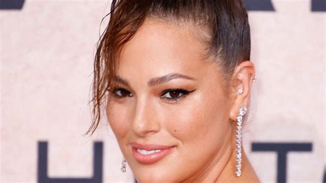 ashley graham jumeaux|Ashley Graham a donné naissance à des jumeaux :。